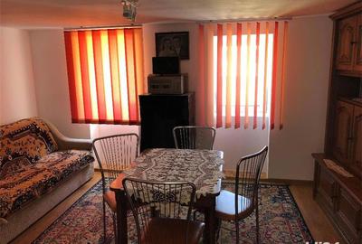 Casă cu 4 camere cu Teren 1700 Mp în Central - 1