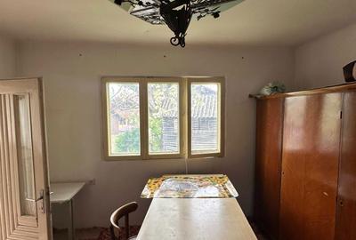 Casă cu 3 camere în Nucșoara de Sus - 1