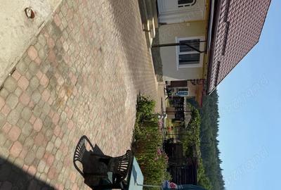 Casă cu 4 camere cu Teren 250 Mp în Cristian - 2