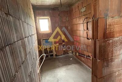 Casă cu 5 camere cu Teren 590 Mp în Tăuții-Măgherăuș - 15