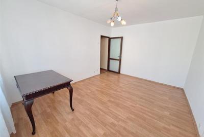 Apartament 3 camere, etaj 3, zona Alecu Russo - 2