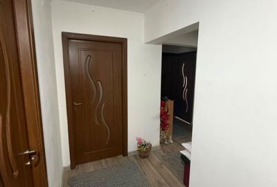 Apartament cu 3 camere decomandat în Central - 8