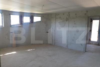 Casă cu 7 camere cu Teren 1000 Mp în Central - 12