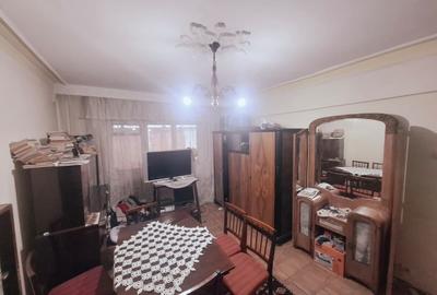 Apartament cu 2 camere decomandat în Central - 1