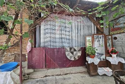 Casă cu Teren 4484 Mp în Fădimac - 5