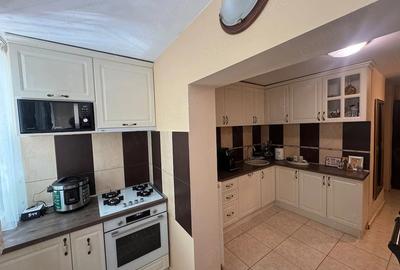 Apartament cu 3 camere decomandat în Rogerius - 5