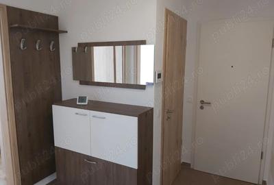 Apartament cu 2 camere decomandat în Tractorul - 7