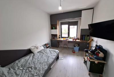 Casa ultramoderna cu finisaje top - 11