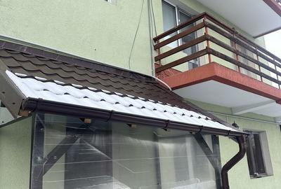 Casă cu 8 camere decomandat cu Teren 1000 Mp în Cornu - 1