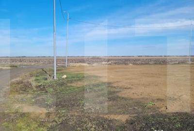 Teren de 697 mp, în Sânmihaiu Român - 2