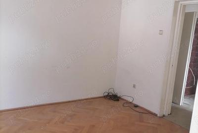 Apartament cu 2 camere decomandat în Mărăței