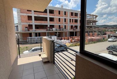 Apartament cu 2 camere semidecomandat, mobilat în Florești - 5