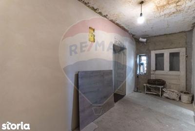 Casă cu 3 camere cu Teren 609 Mp în Părău - 4