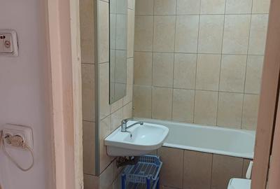 Apartament cu 2 camere decomandat în Astra - 2