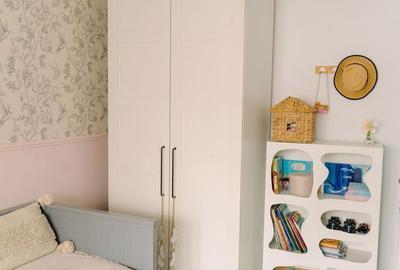 Apartament cu 3 camere decomandat în 9 Mai - 5