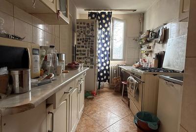 Apartament cu 4 camere decomandat în Drumul Taberei - 6