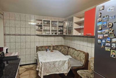 Casă cu 4 camere în Plantelor - 7