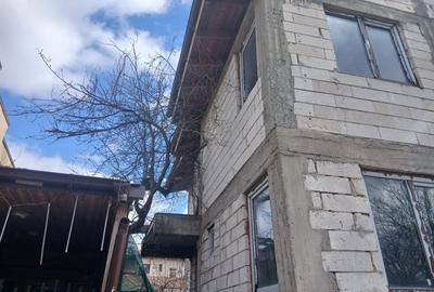 Casă individuală cu 5 camere cu Teren 40 Mp în Unirii - 3