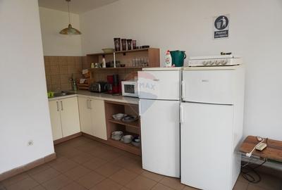 Teren Construcții de 6626 mp, în Central - 12