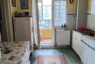 Apartament cu 3 camere etaj intermediar, zona Grivitei, Brasov - 9