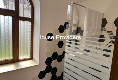 Casă cu 12 camere cu Teren 876 Mp în Central - 19