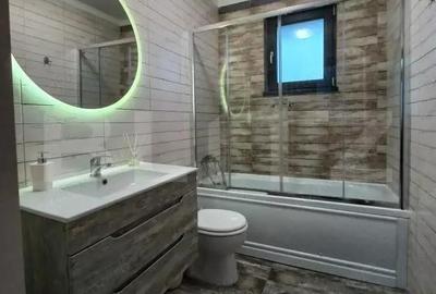 Casă cu 4 camere cu Teren 400 Mp în Stupini