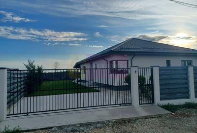 Casă nouă parter 162 mp, curte 504 mp, Săbăreni - 2