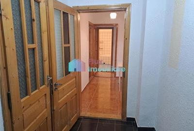 Apartament cu 3 camere etaj 2 Obcini zona Dany Gry Apartament cu 3 camere etaj 2 Obcini zona Dany Gry - 3