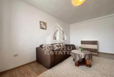 Apartament cu 3 camere, decomandat, zona Circumvalatiunii-Iulius Mall