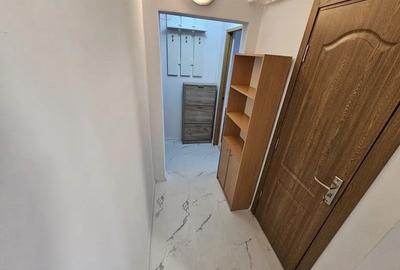 Apartament cu 3 camere semidecomandat în Podu Roș - 3