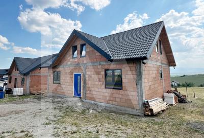 Casa unifamiliala de vanzare-Șura Mare. Panorama deosebita spre Sibiu - 3
