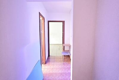 Spațiu comercial, de 75 mp, în Casa de Cultură - 10