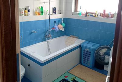 Apartament cu 3 camere decomandat în Florești - 8