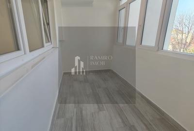 Apartament cu 5 camere decomandat în P-ța Unirii - 9