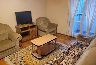Apartament cu 4 camere semidecomandat în Titan