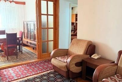 Apartament cu 4 camere în Ultracentral