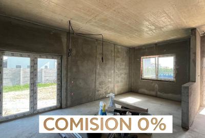 Duplex cu 3 camere cu Canalizare în Moșnița Nouă - 1