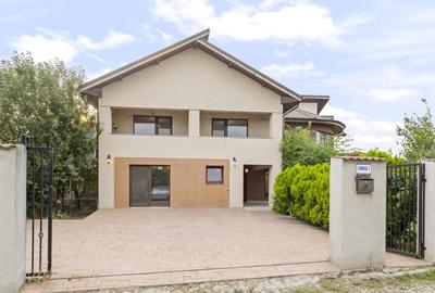 Vilă eleganta, spatioasa, suprafata utila 200 mp, teren 763 mp, Tărtășești - 3