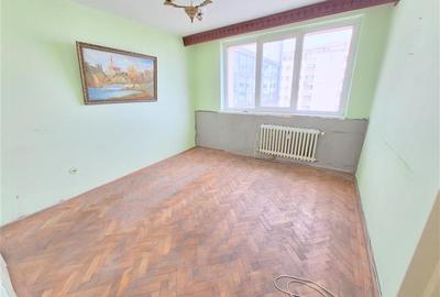 Apartament cu 3 camere decomandat în 9 Mai - 4