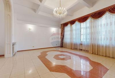 Spatiu deosebit | Destinatie mixta | Locuri parcare | 13 ... - 22