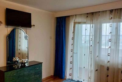 Apartament cu 3 camere decomandat în Central - 1