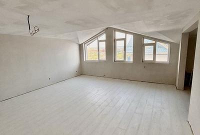 Spațiu comercial, de 70 mp, în Central - 6