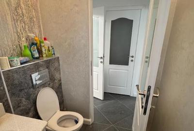 Vand apartament decomandat et 1 - 3