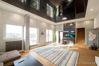 Apartament cu 5 camere decomandat în Central - 1
