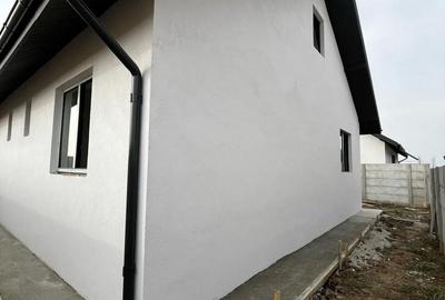 Casă cu 3 camere în Central - 10