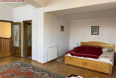 Casă cu 4 camere cu Teren 10000 Mp în Nufăru - 14