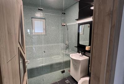 Casă cu 4 camere cu Teren 199 Mp în Florești - 2