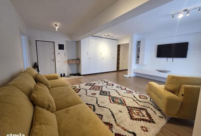 Apartament cu 4 camere în Central - 1