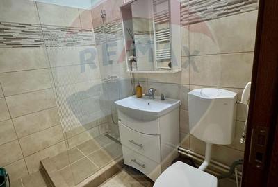 Apartament cu 2 camere, mobilat în Rovine - 7