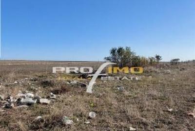 Teren de 1600 mp, în Central - 3